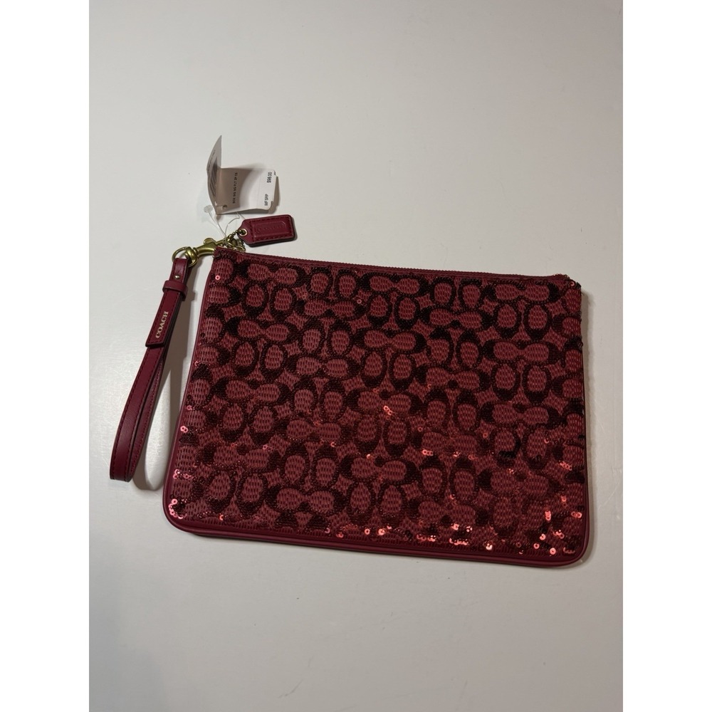 NWT Coach Corner Zip Wristlet in Signature Red Sequin